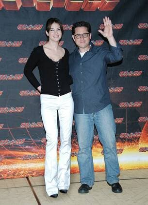 Eventpress Mathias Krohn Copyright:IMAGO. Mathias Krohn Datum: 28.04.2006 Thema : Photocall zum Film MISSION IMPOSSIBLE 3 mit Regisseur J.J.Abrams und Darstellerin Michelle Monaghan im Hotel Adlon in Berlin am 28.04.2006. *** Eventpress Mathias Krohn Copyright IMAGO Mathias Krohn Date 28 04 2006 Topic Photocall for the movie MISSION IMPOSSIBLE 3 with director J J Abrams and actress Michelle Monaghan at Hotel Adlon in Berlin on 28 04 2006 Copyright: xEventpress MathiasxKrohnx