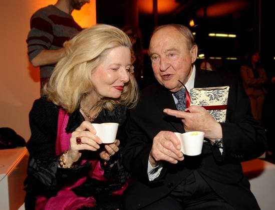 Tu was !! Lady Weidenfeld mit t Menahem Pressler bei der Benefizveranstaltung : Tu was !! 70 Jahre Reichskristallnacht Konzert in der Haupthalle des Flughafen Tempelhof in Berlin Copyright: IMAGO. Herrmann 09.11.2008 IMAGO. Foto & News Agentur Berlin Henry H. Herrmann *** Tu was Lady Weidenfeld with t Menahem Pressler at the benefit event Tu was 70 years Reichskristallnacht concert in the main hall of Tempelhof Airport in Berlin Copyright IMAGO Herrmann 09 11 2008 IMAGO Foto News Agentur Berlin Henry H Herrmann Copyright: xEventpressx