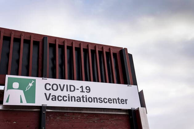 Region Hovedstaden aabner nyt COVID-19 vaccinationscenter i Idraets & Fritidscenter Vejledalen i Ishoej, tirsdag den 9. februar 2021.. , Ishoej Denmark Copyright: RitzauxScanpix MadsxClausxRasmussenx cop103 spdk20210209-104022-L