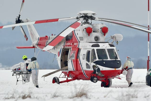 Czech Army Search and Rescue System s W-3A SOKOL, multipurpose two-engine turbo-shaft rescue helicopter, transported the covid-19 patient from the west Bohemia local overloaded Cheb hospital, Czech Republic, on Wednesday, February 10, 2021. (CTKxPhoto SlavomirxKubes) CTKPhotoP202102100658401  KBS_06
