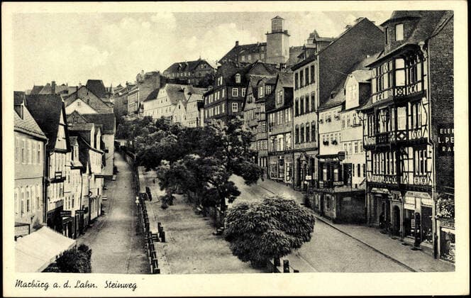 Marburg an der Lahn, Steinweg mit alten Häusern