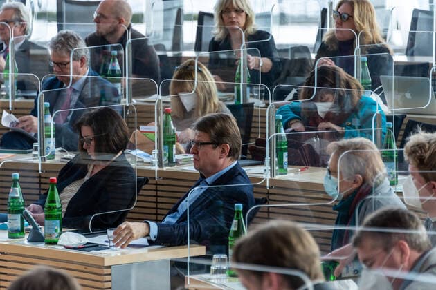 News Bilder des Tages Kiel, 11.02.2021 Landeshaus. Mündlicher Bericht der Landesregierung im Parlament über die Ergebnisse der Konferenz der Bundeskanzlerin mit den Regierungschefinnen und Regierungschefs der Länder zur Corona-Pandemie am 10. Februar 2021 sowie zu deren Umsetzung in Schleswig-Holstein