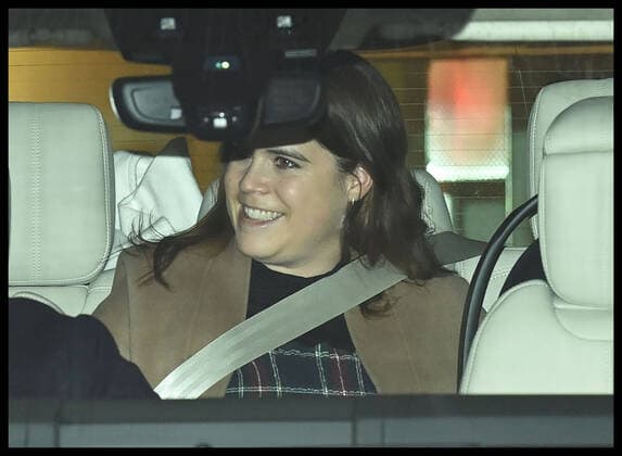Bilder des Jahres 2021, Entertainment 02 Februar Entertainment Themen der Woche KW06 Entertainment Bilder des Tages . 12 02 2021. London, United Kingdom. Princess Eugenie leaving the Portland Hospital in London following the birth of her baby.  xStephenxLockx xi-Imagesx IIM-22028-0002