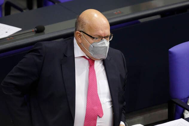 Peter Altmaier in der 209. Sitzung des Deutschen Bundestages im Reichstagsgebäude. Berlin, 11.02.2021