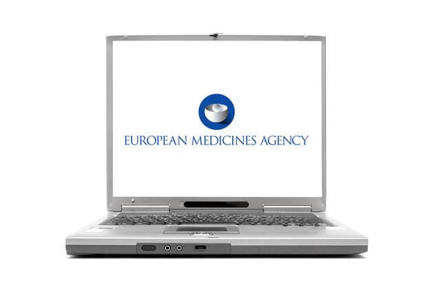 Laptop zeigt EMA, European Medicines Agency, Europäische Arzneimittel Agentur McPKST