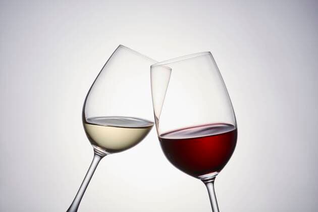 Two glasses of wine 146231152  (146231152)