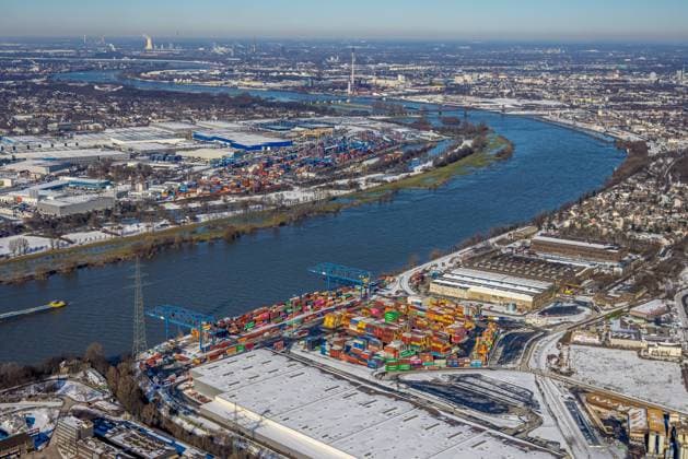 Luftbild, Logport II, Warenlager und Güterumschlag, Fluss Rhein, Hüttenheim, Duisburg, Ruhrgebiet, Nordrhein-Westfalen, Deutschland !ACHTUNGxMINDESTHONORARx60xEURO! *** Aerial view, Logport II, warehouse and cargo handling, river Rhine, Hüttenheim, Duisburg, Ruhr area, North Rhine-Westphalia, Germany ATTENTIONxMINESTHONORARx60xEURO