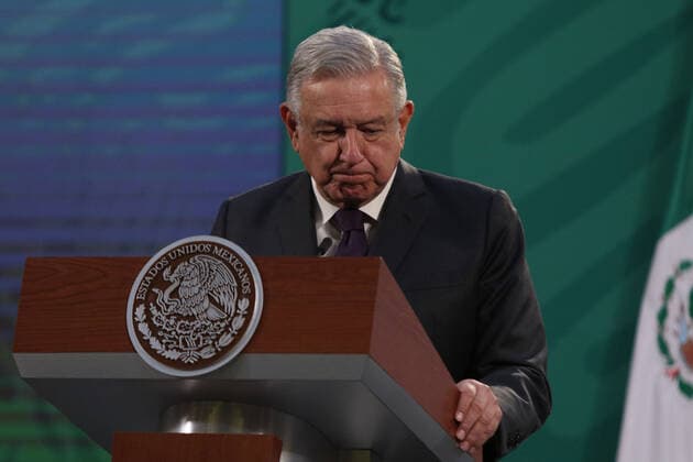Blackouts In North Of County Press Conference MEXICO CITY, MEXICO - FEBRUARY 18: Mexico s President Andres Manuel Lopez Obrador and Federal Commission of Electricity (CFE) Director Manuel Bartlett ( No in picture) during a press conference at National Palace; after Northern Mexico experienced blackouts for a as several power plants faced natural gas supply failures from Texas, where a freeze has left millions of users without lights on February 18, 2021 in Mexico City, Mexico Copyright: xIsmaelxRosasx EYEPIXGROUP_IR_18022021_3956