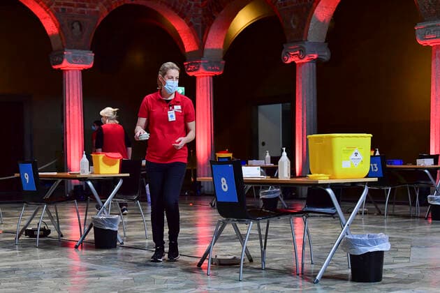 Nursing staff prepare for a day of mass vaccination in the Blue Hall of the Stockholm City Hall, the venue for the Nobel Prize banquets, in Stockholm, Sweden, on Feb 21, 2021, amid the coronavirus Covid 19 pandemic STOCKHOLM SWEDEN x10030x,  Copyright: xJonasxEkströmer TTx SWEDEN CORONA VACCIN