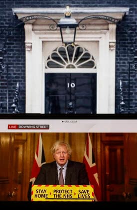 Coronavirus in Großbritannien, Boris Johnson präsentiert Strategie für Ende des Lockdowns (210223) -- LONDON, Feb. 23, 2021 -- Photo taken on Feb. 22, 2021 shows a screen displaying British Prime Minister Boris Johnson addressing the nation at 10 Downing Street, in London, Britain. British Prime Minister Boris Johnson announced Monday that schools in England will reopen from March 8 as part of the roadmap to ease the current coronavirus lockdown. ) BRITAIN-LONDON-COVID-19-DOWNING STREET BRIEFING HanxYan 