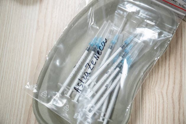 Coronavirus in Estland, Lehrkräfte werden geimpft 22.02.2021. Tallinn. petajate vaktsineerimine Mustamäe tervisekeskuses. Covid-19. Astra Zeneca vaktsiin. Coronavirus vaccination of teachers in Mustamäe Health Center. Covid-19. Astra Zeneca vaccine. Foto Sander Ilvest, Postimees Tallinn Harjumaa Estonia 1SI22FEB21B10  Copyright: xSanderxIlvestx