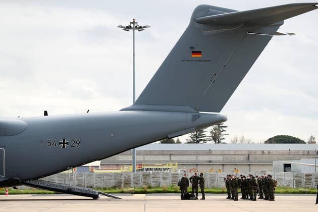 February 23, 2021, Lisbon, Portugal: A German Air Force Airbus A400M-180 transporting German army medical experts arrives at Figo Maduro military airbase in Lisbon, Portugal on February 23, 2021. Based on a bilateral agreement, a second team of German army medical experts arrived in Portugal on Tuesday to replace the team that has been in Portugal since February 3 to assist the country in its fight against the COVID-19 pandemic. Lisbon Portugal - ZUMAf123 20210223_zap_f123_008 Copyright: xPedroxFiuzax