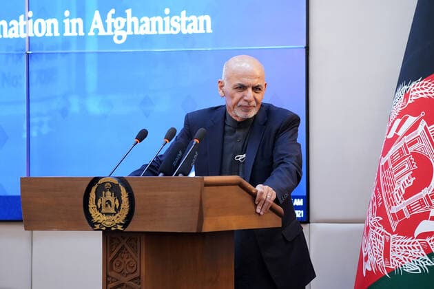 (210223) -- KABUL, Feb. 23, 2021 -- Afghan President Mohammad Ashraf Ghani speaks during the inauguration ceremony of COVID-19 vaccination in Kabul, Afghanistan, Feb. 23, 2021. ( Handout via Xinhua) AFGHANISTAN-KABUL-COVID-19-VACCINATION AfghanxPresidentxPalace 