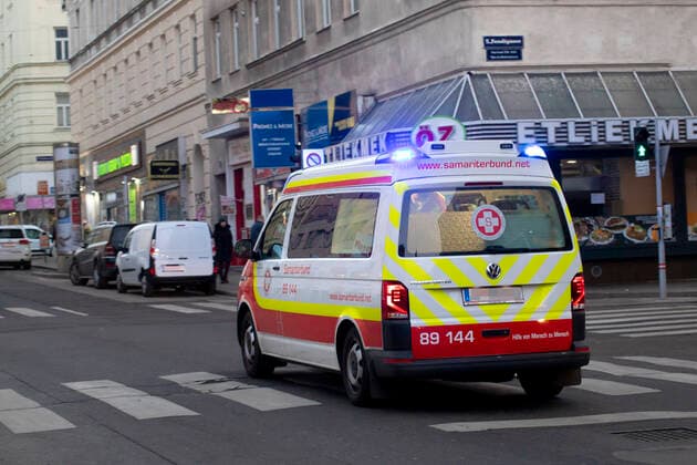 Wien: Rettungswagen im Einsatz