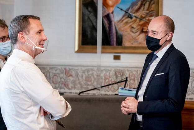 Sundhedsminister Magnus Heunicke (S) og justitsminister Nick Haekkerup (S) er kaldt i samraad om uudnyttet testkapacitet under coronapandemien paa Christiansborg onsdag den 24. februar 2021. , Copenhagen Denmark
