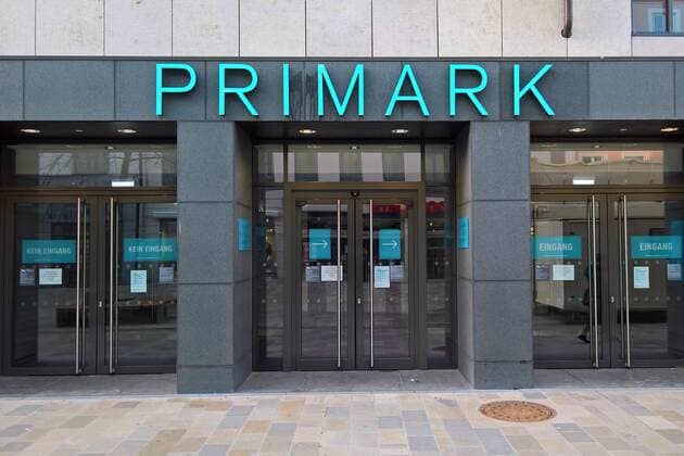 Primark ist ein international taetiger Textil-Discounter mit Hauptsitz in Dublin, in der Republik Irland. Foto: Primark Mode und Fashion - Einzelhandel, Ingolstadt