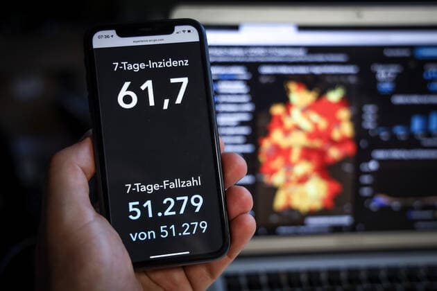 Coronavirus in Deutschland - Covid-19-Dashboard des Robert Koch-Institut 25.02.2021: Robert Koch-Institut: 7-Tage-Inzidenz 61,7. 7-Tage-Fallzahl 51.279.