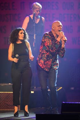 MIDNIGHT OIL MAKARRATA LIVE SYDNEY, Peter Garrett and Midnight Oil perform First Nation with Leah and Liz Flanagan during a warm-up show ahead of their Makarrata Project tour, at the Enmore Theatre, in Sydney, Thursday, February 25, 2021. ( NO ARCHIVING, EDITORIAL USE ONLY, NO USE IN BOOKS WITHOUT CONSENT SYDNEY NSW AUSTRALIA  Copyright: xDANxHIMBRECHTSx 20210225001523164151