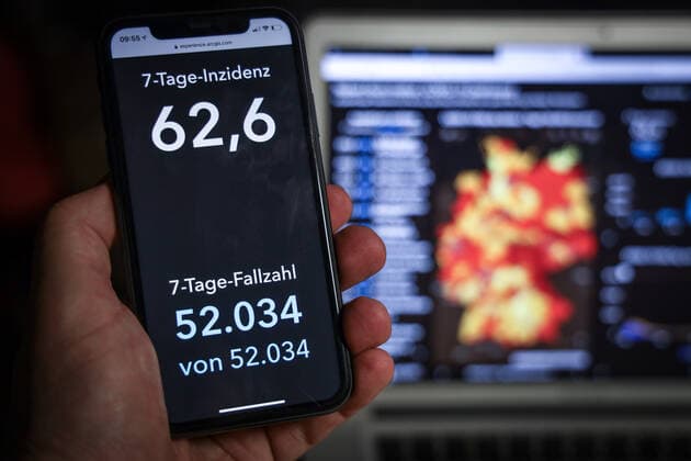 Coronavirus in Deutschland - Covid-19-Dashboard des Robert Koch-Institut 26.02.2021: Robert Koch-Institut: 7-Tage-Inzidenz 62,6. 7-Tage-Fallzahl 52.034.