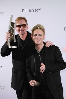 Echo 2010 Martin Gore und Andrew Fletcher von Depeche Mode - Preistraeger - Echo 2010 - Deutscher Musikpreis -German music price - Messe Berlin - Funkturm - Berlin. Deutsche Phono Akademie Copyright: Eventpress Herrmann Datum: 04.03.2010 *** Echo 2010 Martin Gore and Andrew Fletcher from Depeche Mode Award winner Echo 2010 German music award German music award Messe Berlin Funkturm Berlin Deutsche Phono Akademie Copyright Eventpress Herrmann Datum 04 03 2010 Copyright: xEventpressxHerrmannx