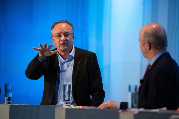 Treffpunkt Foyer zur Landtagswahl 2021 Treffpunkt Foyer zur Landtagswahl in Baden-Württemberg 2021 mit den Kandidaten Sahra Mirow , Martin Theurer , Winfried Kretschmann , Annika Grah , Andreas Stoch , Christoph Reisinger, Susanne Eisenmann , Christoph Reisinger und Bernd Gögel. Stuttgart Haus der Wirtschaft Baden-Württemberg Germany *** Meeting point foyer for the state election 2021 Meeting point foyer for the state election in Baden Württemberg 2021 with the candidates Sahra Mirow , Martin Theurer , Winfried Kretschmann , Annika Grah , Andreas Stoch , Christoph Reisinger, Susanne Eisenmann , Christoph Reisinger and Bernd Gögel Stuttgart Haus der Wirtschaft Baden Württemberg Germany Copyright: xLeifxPiechowskix
