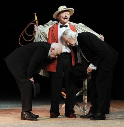 WARTEN AUF GODOT Charles Brauer, Uwe Friedrichsen, Werner Rehm, in WARTEN AUF GODOT vom 22.04. bis 28.05.2010 im Ernst Deutsch Theater in Hamburg Copyright: Eventpress Struss Datum: 21. 04. 2010 *** WARTEN AUF GODOT Charles Brauer, Uwe Friedrichsen, Werner Rehm, in WARTEN AUF GODOT from 22 04 to 28 05 2010 at the Ernst Deutsch Theater in Hamburg Copyright Eventpress Struss Date 21 04 2010 Copyright: xEventpressxStrussx