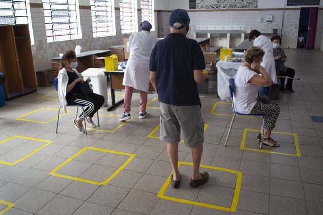 Vaccination of elderly people over 80 years old in Sao Paulo. Vaccination of elderly people over 80 years old in Sao Paulo. March 1, 2021, Sao Paulo, Brazil: Vaccination against Covid-19 of elderly people aged over 80 at UBS HUMAITA (Basic Health Unit) in Bela Vista, Sao Paulo, which uses the EMEF CELSO LEITE RIBEIRO FILHO school next to the unit as a vaccination site in Sao Paulo. Vaccination of elderly people over 80 years old in Sao Paulo.  Copyright: xLecoxVianax