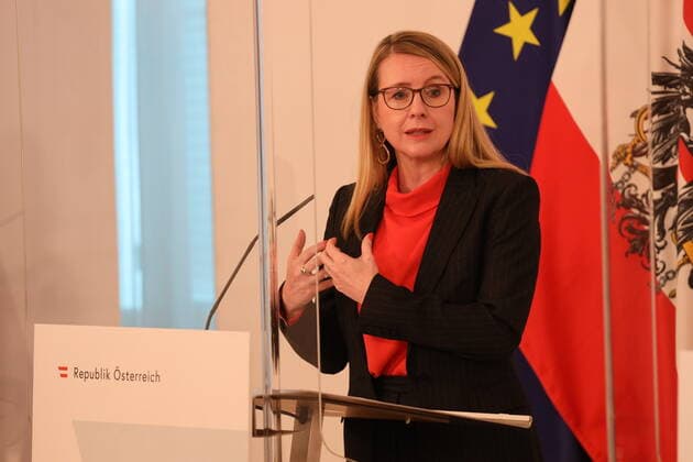 PK im BKA zur Corona Wirtschaftslage Wien, BKA, 02. 03. 2020 Margarete SCHRAMBÖCK
