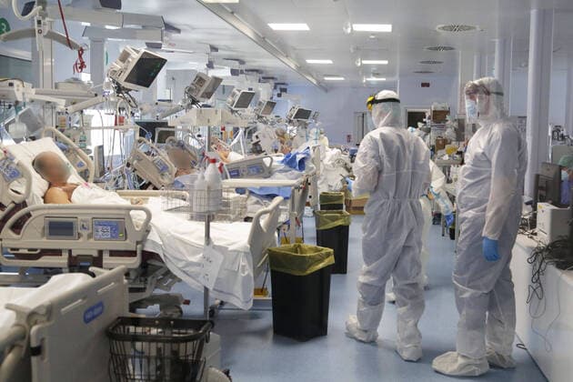 News Themen der Woche KW09 News Bilder des Tages Modena. Covid patients admitted to the Anesthesia, Resuscitation and Intensive Care Department of the Sant Agostino Hospital Editorial Usage Only  Copyright: xROBERTOxBRANCOLINIx xIPAx