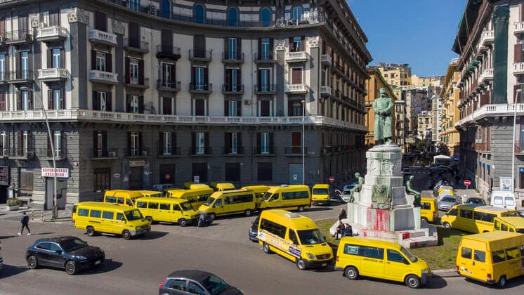 March 2, 2021, Napoli, ITALIA: 02 03 2021 Napoli, questa mattina gli i conducenti degli scuolabus hanno protestato sotto la giunta regionale della Campania contro la chiusura delle scuole perchÂ non possono lavorare e non hanno avuto i ristori Napoli ITALIA - ZUMAs236 20210302_zap_s236_002 Copyright: xFabioxSassox