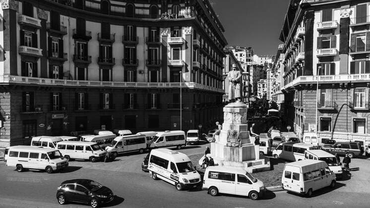 March 2, 2021, Napoli, ITALIA: 02 03 2021 Napoli, questa mattina gli i conducenti degli scuolabus hanno protestato sotto la giunta regionale della Campania contro la chiusura delle scuole perchÂ non possono lavorare e non hanno avuto i ristori Napoli ITALIA - ZUMAs236 20210302_zap_s236_004 Copyright: xFabioxSassox