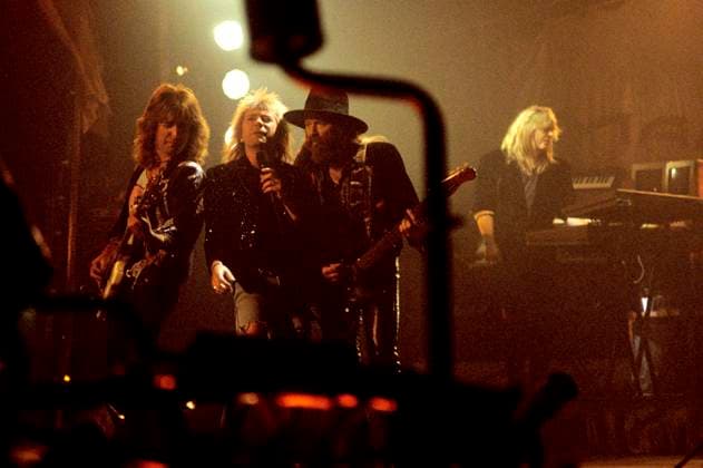 Al Barrow, Bob Catley, Tony Clarkin und Mark Stanway von Magnum bei den Dreharbeiten zum Musikvideo Rockin Chair . London, 15.06.1990 *** Al Barrow, Bob Catley, Tony Clarkin and Mark Stanway of Magnum filming the music video Rockin Chair London, 15 06 1990 Foto:xR.xKeuntjex xFuturexImage