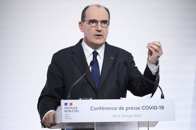 News Bilder des Tages French Health Minister Olivier Veran and French Prime Minister Jean Castex hold a press conference on the French government s current strategy for the ongoing Covid-19 (novel cornavirus) pandemic, on March 4, 2021, in Paris. Le ministre francais de la sante Olivier Veran et le Premier ministre Jean Castex tiennent une conference de presse sur la strategie actuelle du gouvernement francais face a la pandemie actuelle de Covid-19 (nouveau cornavirus), le 4 mars 2021, a Paris. NEWS : Conference de presse du ministre de la Sante et du Premier ministre francais - 04 03 2021 POOL ELIOTBLONDET PANORAMIC  757977_012