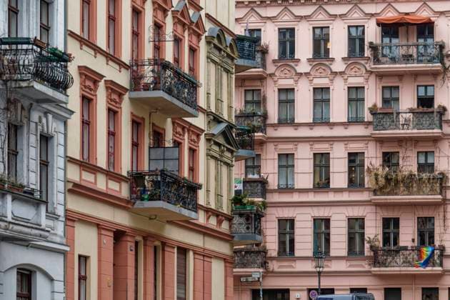 Facades of Old Houses at Chamisso Square in Kreuzberg, Berlin Historische Fassade beim Chamissoplatz in der Willibald-Alexis-Straße Ecke Kopischstraße in Kreuzberg, Berlin