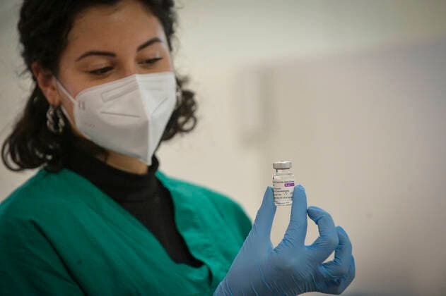 Inauguration of the new anti Covid vaccine center - 19 at Termini station in the photo vaccination with the AstraZeneca vaccine of health personnel Editorial Usage Only  Copyright: xSTEFANOxCAROFEIx xIPAx