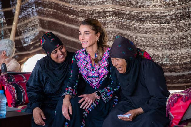 Bilder des Jahres 2021, Entertainment 03 März Entertainment Themen der Woche KW10 Entertainment Bilder des Tages 08-03-2021 Jordan Queen Rania on her social media on International Women’s Day: ‘’ Throughout this pandemic, Jordanian women have been on the frontlines: soldiers, doctors, nurses, teachers, mothers, and more... working, teaching, caring, bridging gaps, and lifting spirits. This International Women’s Day is much more than a symbolic celebration. It is a reminder that every day, women in Jordan and beyond exemplify true strength, sacrifice, and love.  Copyright: xx