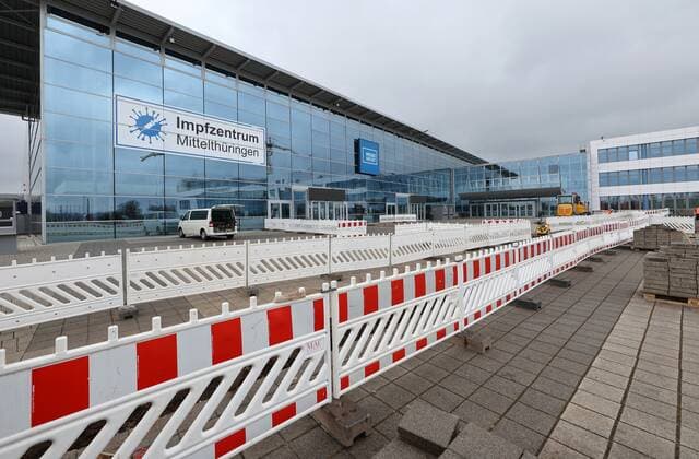 Impfzentrum Mittelthüringen 08.03.2021 , Erfurt, Messehalle, hier wird am Mittwoch, dem 10.03.2021 das Impfzentrum Mittelthüringen eröffnet