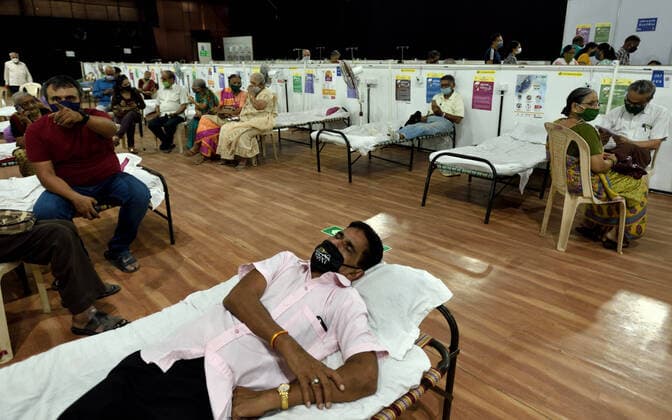 MUMBAI, INDIA - MARCH 9: Senior citizens at observation room after getting their first dose of Covid-19 vaccine, at Dahisar, on March 9, 2021 in Mumbai, India. (Photo by Satish Bate Hindustan Times )