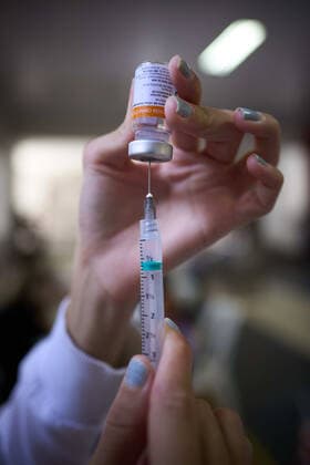 March 10, 2021, Franca, Sao Paulo, Brazil: Coronavac vaccine ampoule. Elderly between 85 and 89 years old receive the second dose of the vaccine against covid-19 in Franca, Sao Paulo, Brazil, on March 10, 2021. Franca Brazil - ZUMAv129 20210310_znp_v129_013 Copyright: xIgorxDoxValex