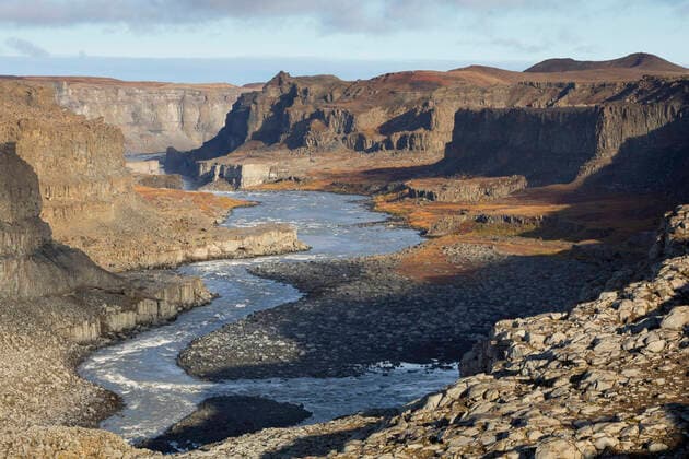 Fluss Joekulsa a Fjoellum unterhalb des Dettifoss, Schlucht Jokulsargljufur, Island, Joekulsargljufur Nationalpark River Jokulsa a Fjollum below Dettifoss, gorge Jokulsargljufur, Iceland, Joekulsargljufur Nationalpark BLWS639479 *** River Joekulsa a Fjoellum below Dettifoss, gorge Jokulsargljufur, Iceland, Joekulsargljufur National Park River Jokulsa a Fjollum below Dettifoss, gorge Jokulsargljufur, Iceland, Joekulsargljufur National Park BLWS639479 Copyright: xblickwinkel F.xHeckerx