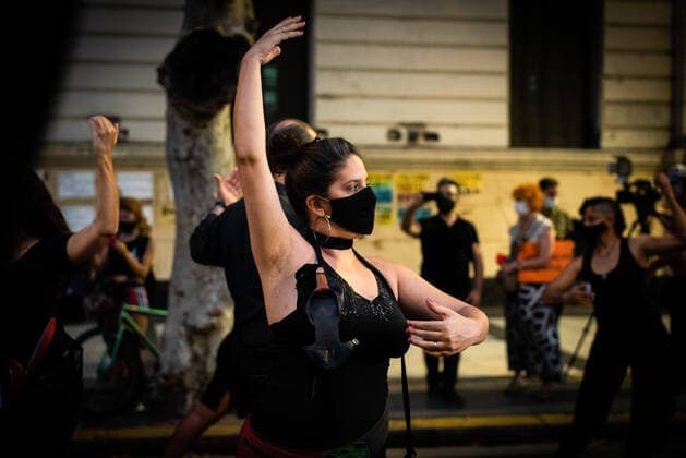 March 11, 2021, Buenos Aires, Argentina: Workers are seen practicing dance moves during the demonstration..Tango workers gathered at the doors of the Ministry of Culture to ask for the resumption of activity in the City of Buenos Aires and show that they have been unable to work for a year. Buenos Aires Argentina - ZUMAs197 20210311_zaa_s197_135 Copyright: xAlejoxManuelxAvilax