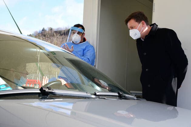 Auf dem Gelände des Bergwerks Saar in Ensdorf eröffnet am Donnerstag (11.3.2021) ein Corona Schnelltestzentreum des Landes. Die Tests werden kostenlos vorgenommen und von der Landesregierung bezahlt. Einzige Bedingung ist eine Voranmeldung.