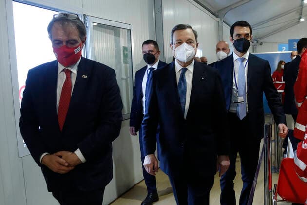 The Italian premier Mario Draghi visits the vaccination center of Fiumicino. Rome (Italy), March 12th 2021 Photo Samantha Zucchi Insidefoto SamanthaxZucchi