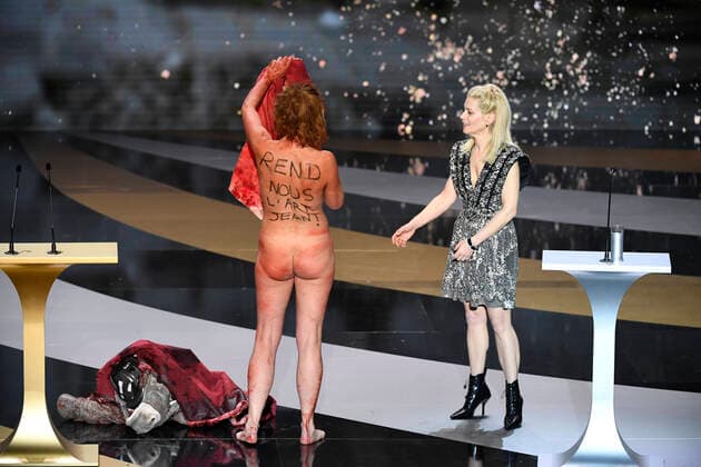 Bilder des Jahres 2021, Entertainment 03 März Entertainment Themen der Woche KW10 Performance de Corinne Masiero se mettant nue sur scene CELEBRITES : 46e Ceremonie des Cesar 2021 - Paris - 12 03 2021 BertrandGuay Pool PANORAMIC 