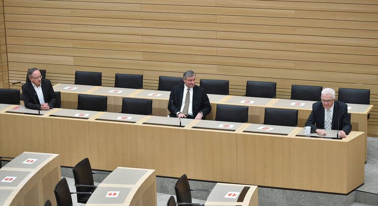 Landtagswahlen 2021 Baden Württemberg Wahlveranstaltung im Landtag von Baden-Württemberg in der Landeshauptstadt Stuttgart. LPK im Plenarsaal. Stuttgart Landtag von Baden-Württemberg Baden-Württemberg Germany Copyright: xLeifxPiechowskix