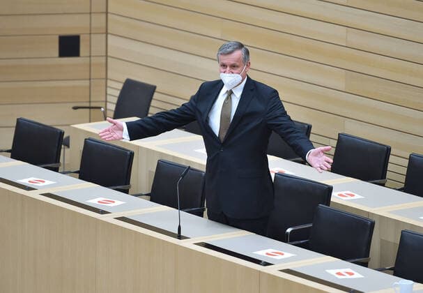 Landtagswahlen 2021 Baden Württemberg Wahlveranstaltung im Landtag von Baden-Württemberg in der Landeshauptstadt Stuttgart. LPK im Plenarsaal. Stuttgart Landtag von Baden-Württemberg Baden-Württemberg Germany Copyright: xLeifxPiechowskix