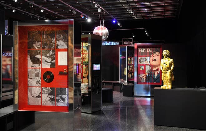 Deutschland, Bonn 15.03.2021 Ausstellung Hits & Hymnen. Klang der Zeitgeschichte im Haus der Geschichte Foto: Blick in die Ausstellung Ausstellung Hits & Hymnen. Klang der Zeitgeschichte im Haus der Geschichte