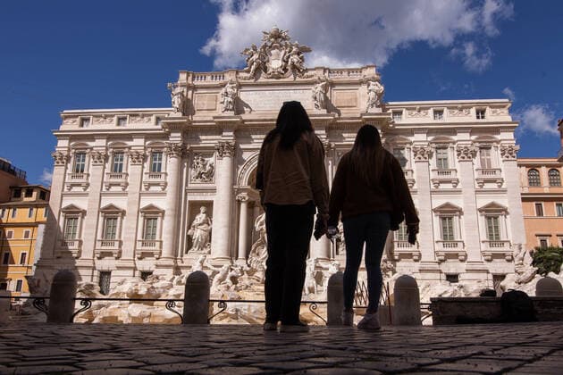 Italy: First day of red zone on the streets of Rome View of the Trevi Fountain on the first day with the restrictions of the red zone to combat the Covid-19 pandemic Rome Italy Copyright: MatteoxNardone
