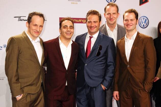 Dick Brave and the Backbeats beim Echo 2012 dem Deutschen Musikpreis auf dem Roten Teppich vor der Verleihung in der Messe Berlin. Copyright: xEventpressxHerrmannx