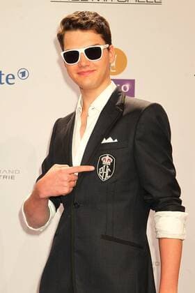 Jimi Blue Ochsenknecht beim Echo 2012 dem Deutschen Musikpreis auf dem Roten Teppich vor der Verleihung in der Messe Berlin. Copyright: xEventpressxHerrmannx